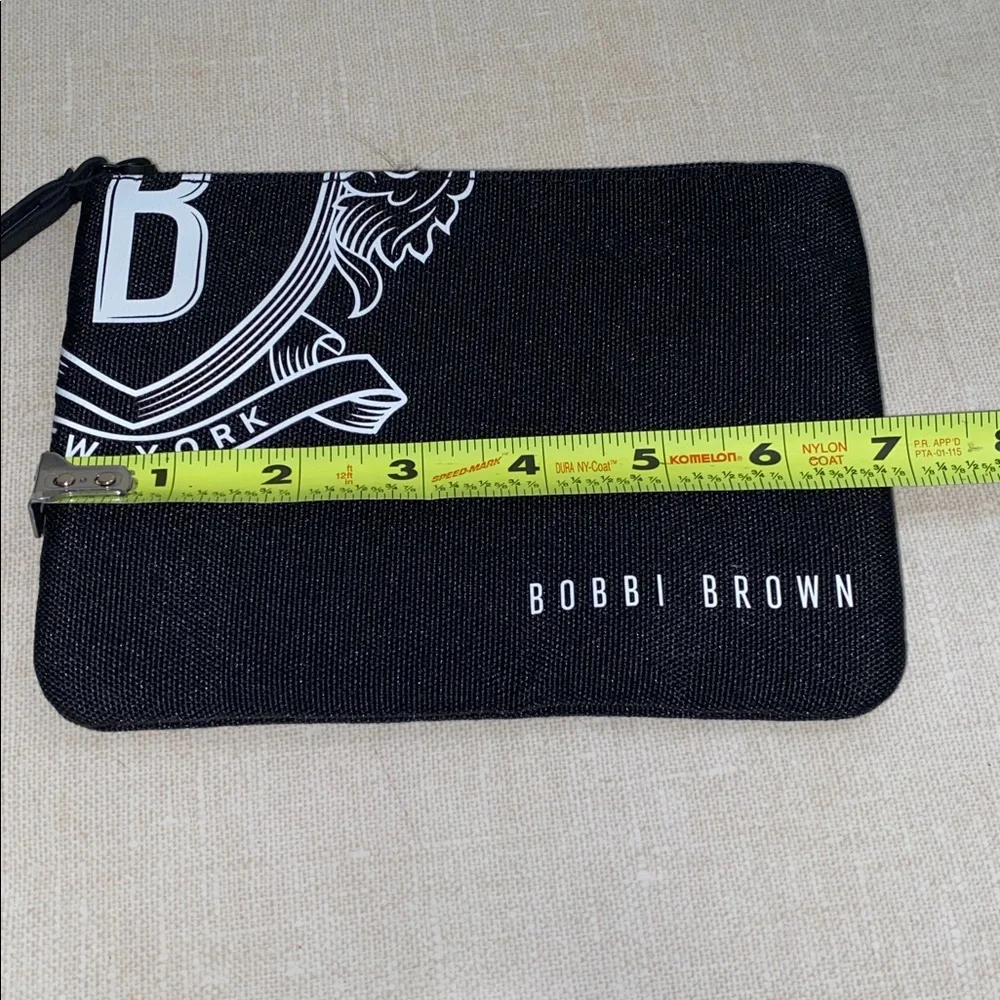 Bobbi Brown Black Cosmetic Makeup Zipper Wristlet‎ Bag